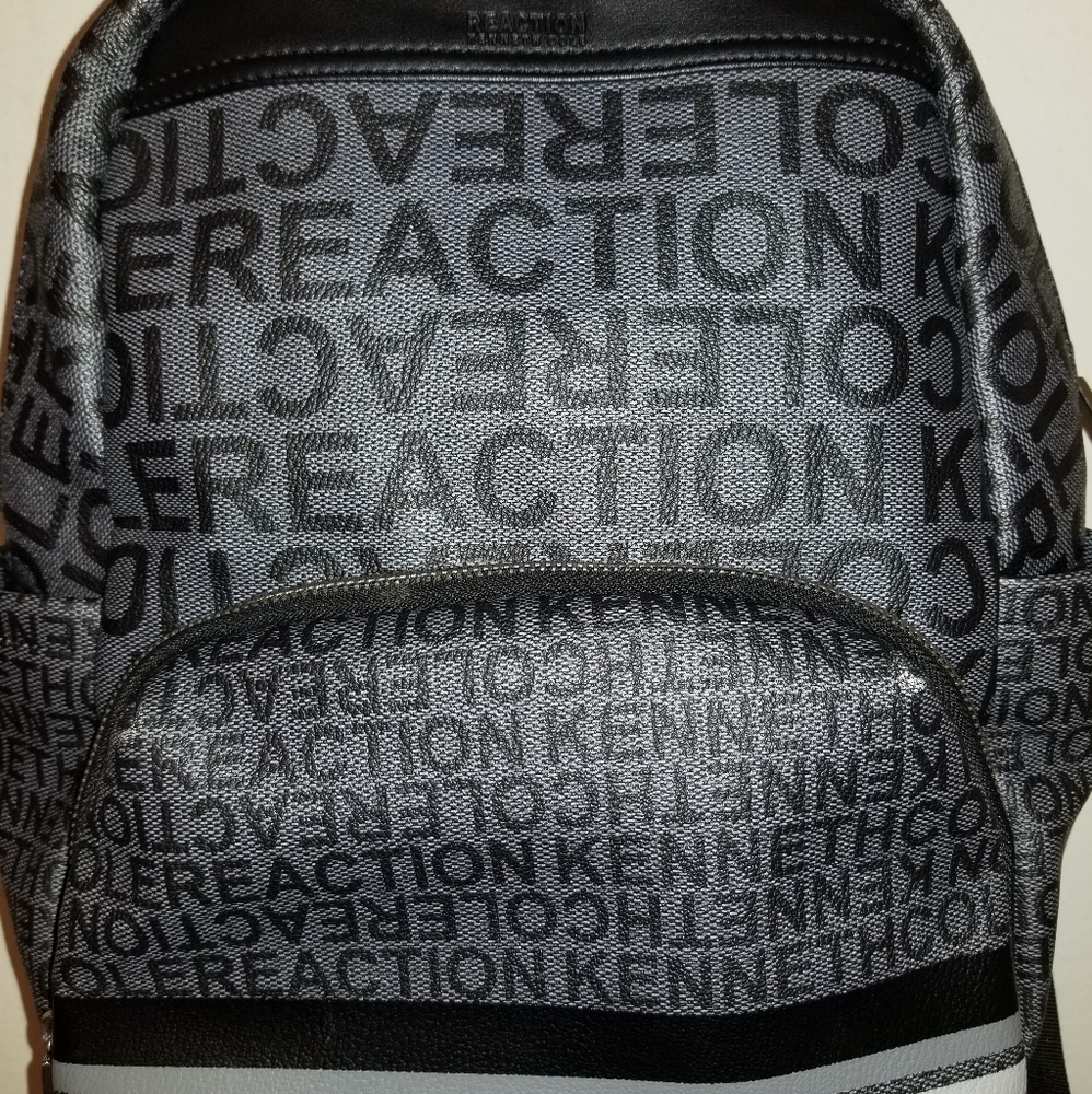 Kenneth Cole Medium Backpack